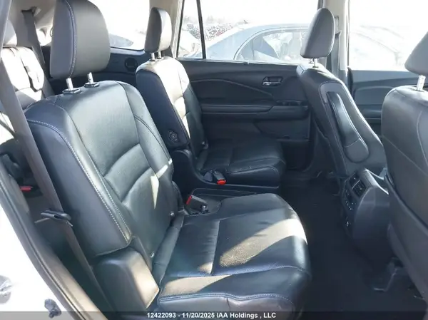 5FNYF6H93KB501153 2019 HONDA PILOT - Image 8