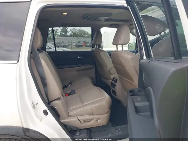 5FNYF6H94GB040276 2016 HONDA PILOT - Image 8