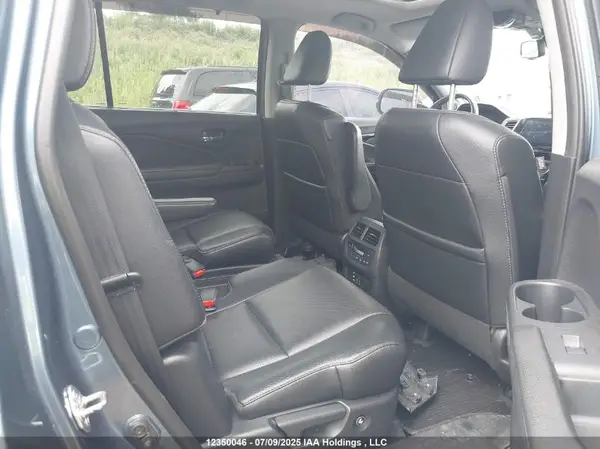 5FNYF6H94GB504098 2016 HONDA PILOT - Image 8