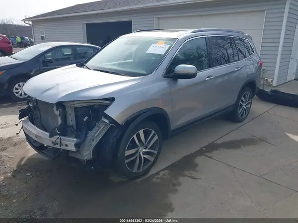5FNYF6H94HB002810 2017 HONDA PILOT - Image 2