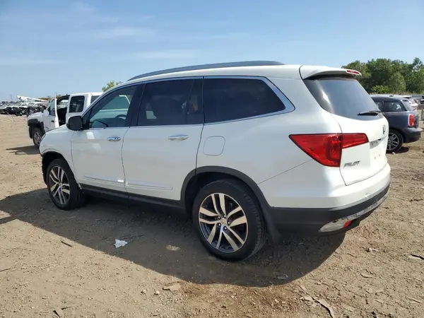 5FNYF6H94HB004704 2017 HONDA PILOT - Image 2