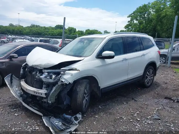 5FNYF6H94HB007912 2017 HONDA PILOT - Image 2