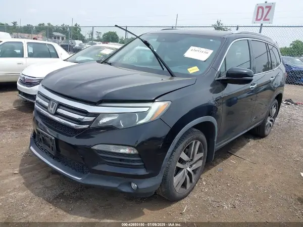5FNYF6H94HB022670 2017 HONDA PILOT - Image 2