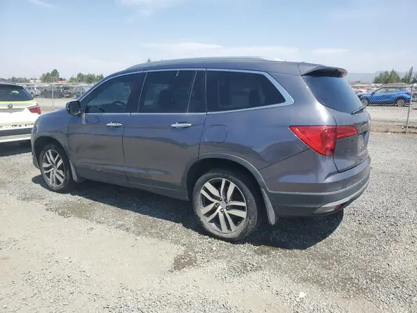 5FNYF6H94HB027223 2017 HONDA PILOT - Image 2