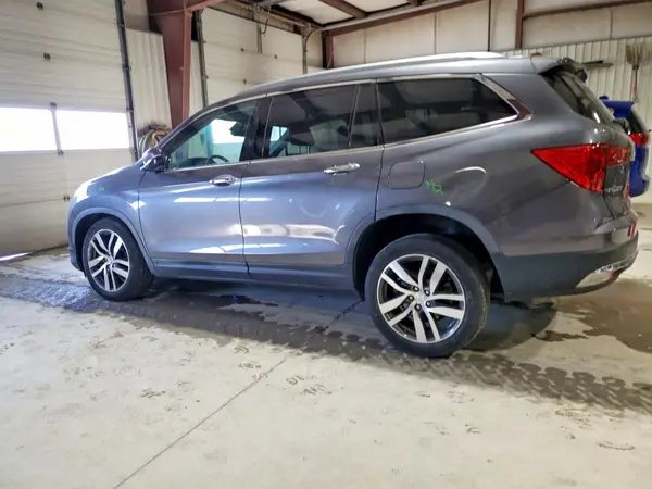5FNYF6H94HB032910 2017 HONDA PILOT - Image 2