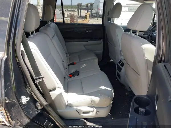 5FNYF6H94HB035208 2017 HONDA PILOT - Image 8