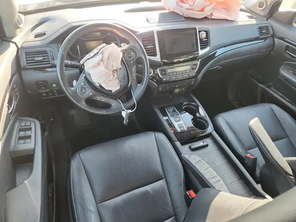 5FNYF6H94HB061937 2017 HONDA PILOT - Image 8