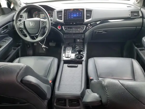5FNYF6H94HB067379 2017 HONDA PILOT - Image 8