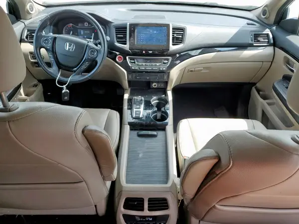 5FNYF6H94HB072212 2017 HONDA PILOT - Image 8