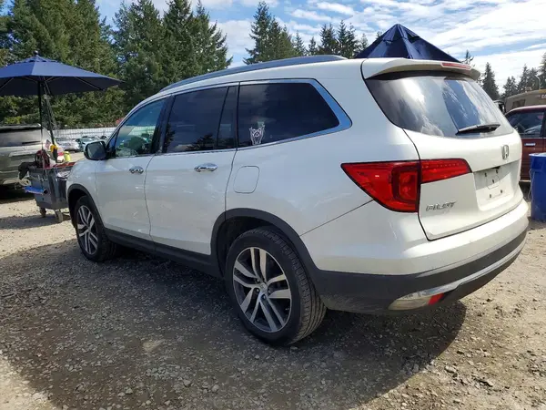 5FNYF6H94HB074784 2017 HONDA PILOT - Image 2
