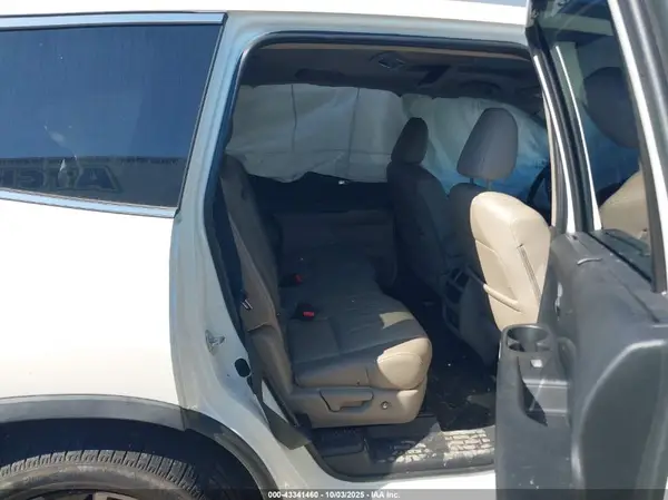 5FNYF6H94HB083565 2017 HONDA PILOT - Image 8