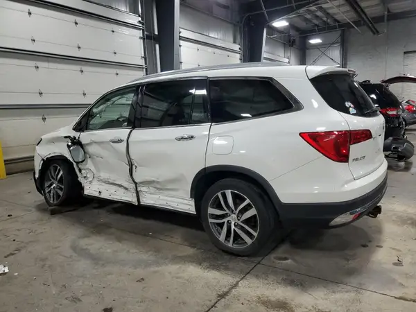 5FNYF6H94HB102051 2017 HONDA PILOT - Image 2