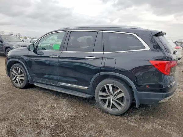 5FNYF6H94HB502384 2017 HONDA PILOT - Image 2