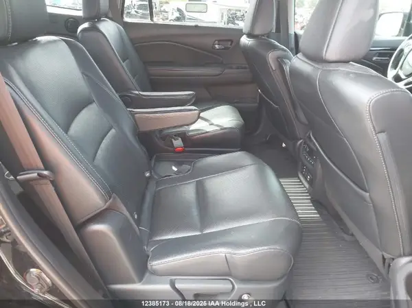 5FNYF6H94HB506807 2017 HONDA PILOT - Image 8
