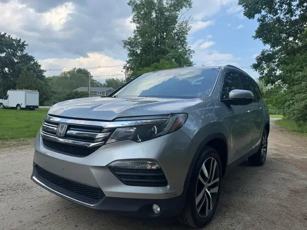 5FNYF6H94JB070661 2018 HONDA PILOT - Image 2