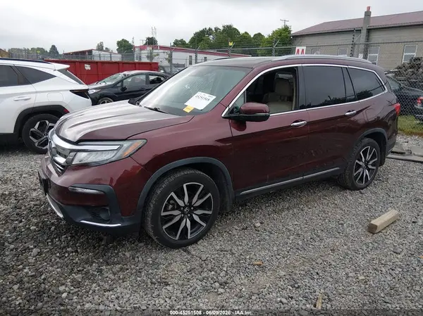 5FNYF6H94KB018884 2019 HONDA PILOT - Image 2