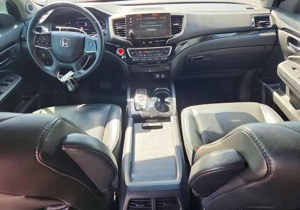 5FNYF6H94KB090619 2019 HONDA PILOT - Image 8