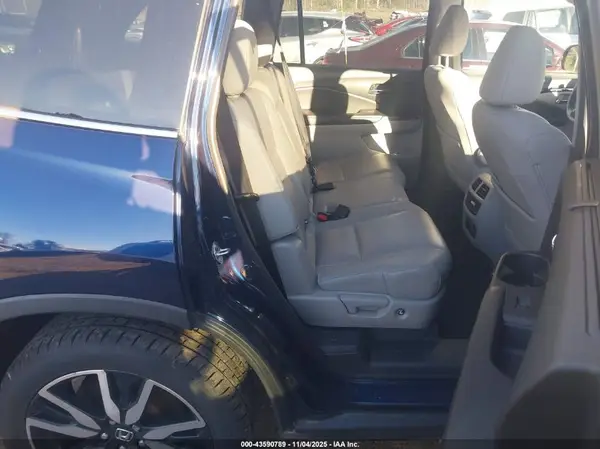 5FNYF6H94MB003272 2021 HONDA PILOT - Image 8