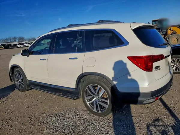 5FNYF6H95GB019078 2016 HONDA PILOT - Image 2