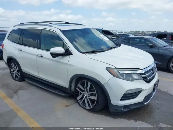 5FNYF6H95GB039492 2016 HONDA PILOT - Image 1