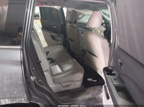 5FNYF6H95HB001701 2017 HONDA PILOT - Image 8