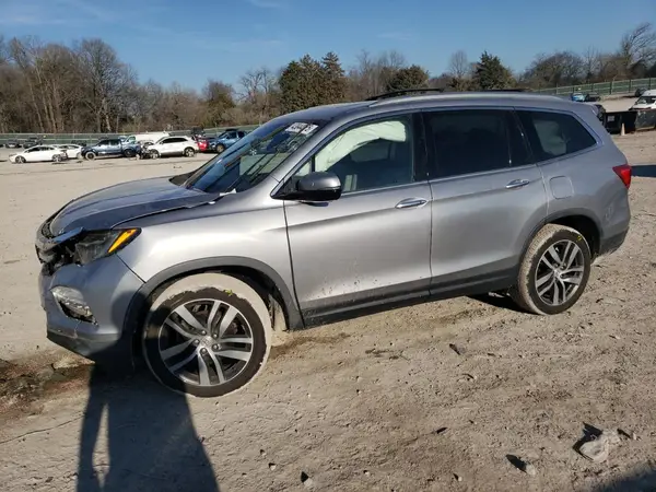 5FNYF6H95HB003481 2017 HONDA PILOT - Image 1