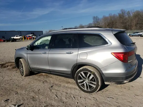 5FNYF6H95HB003481 2017 HONDA PILOT - Image 2