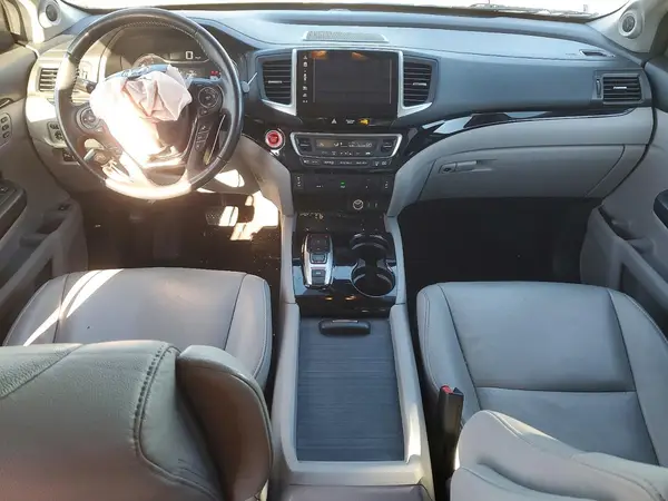 5FNYF6H95HB006865 2017 HONDA PILOT - Image 8