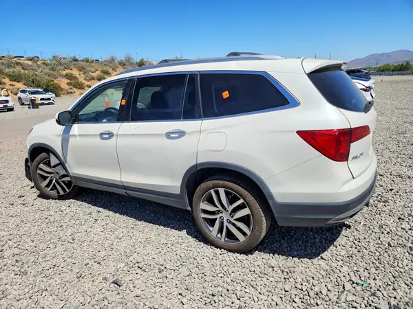 5FNYF6H95HB009507 2017 HONDA PILOT - Image 2