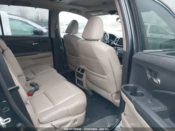 5FNYF6H95HB035802 2017 HONDA PILOT - Image 8