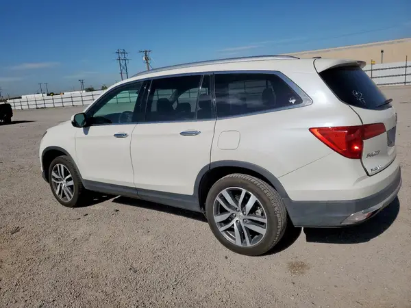 5FNYF6H95HB040109 2017 HONDA PILOT - Image 2