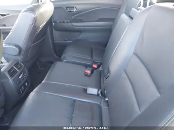 5FNYF6H95HB044354 2017 HONDA PILOT - Image 8