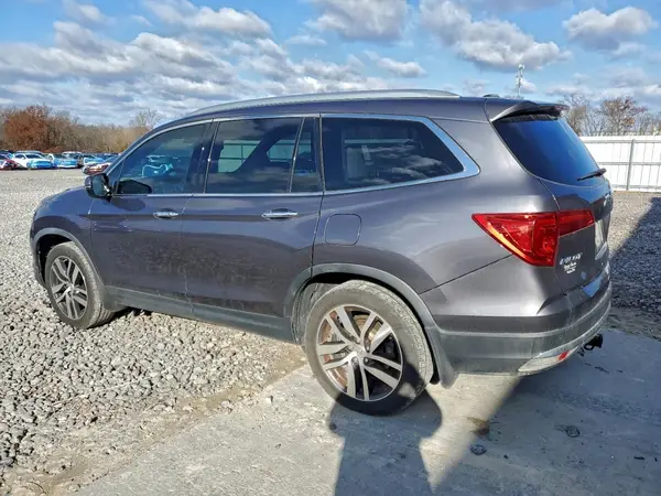5FNYF6H95HB046962 2017 HONDA PILOT - Image 2