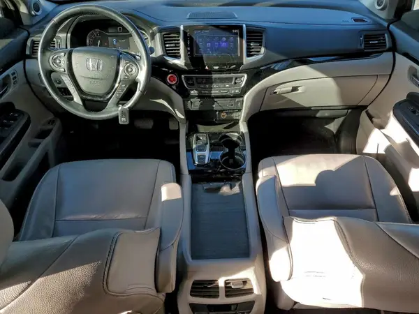 5FNYF6H95HB046962 2017 HONDA PILOT - Image 8