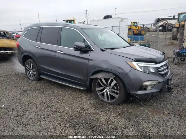 5FNYF6H95HB058562 2017 HONDA PILOT - Image 1