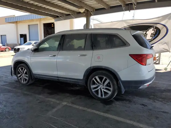 5FNYF6H95HB061946 2017 HONDA PILOT - Image 2