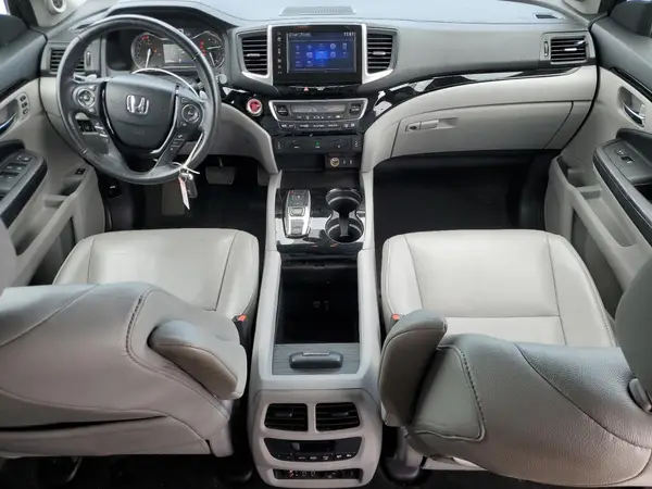 5FNYF6H95HB062319 2017 HONDA PILOT - Image 8
