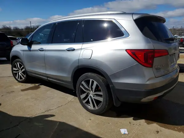 5FNYF6H95HB076706 2017 HONDA PILOT - Image 2