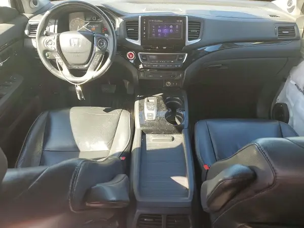 5FNYF6H95HB085924 2017 HONDA PILOT - Image 8