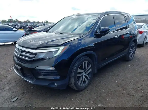 5FNYF6H95HB500420 2017 HONDA PILOT - Image 2