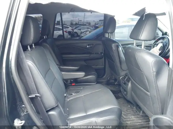 5FNYF6H95HB500420 2017 HONDA PILOT - Image 8