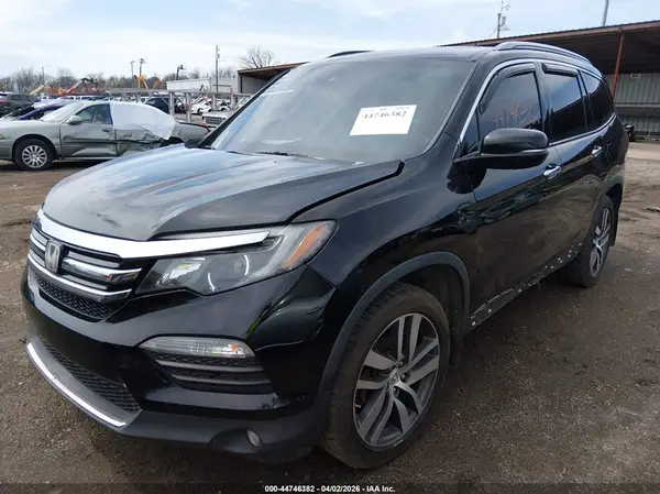 5FNYF6H95JB003793 2018 HONDA PILOT - Image 2