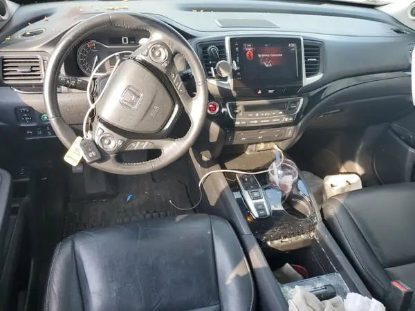 5FNYF6H95JB018018 2018 HONDA PILOT - Image 8