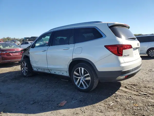 5FNYF6H95JB019931 2018 HONDA PILOT - Image 2