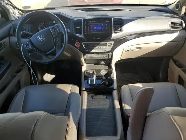 5FNYF6H95JB019931 2018 HONDA PILOT - Image 8
