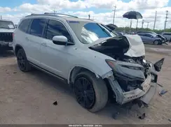 5FNYF6H95KB018182 2019 HONDA PILOT