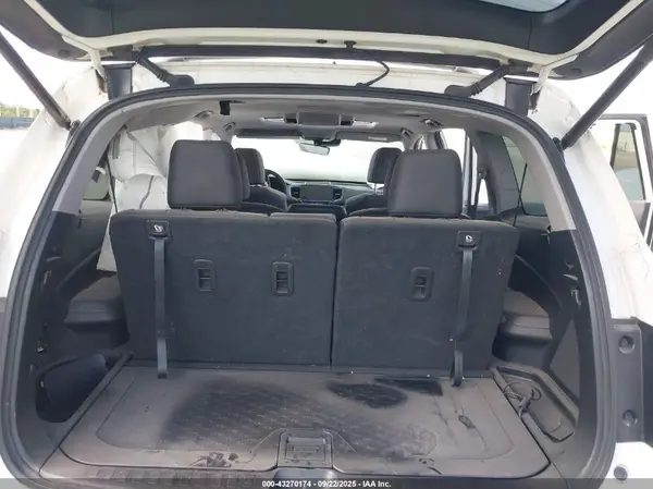 5FNYF6H95KB018182 2019 HONDA PILOT - Image 8