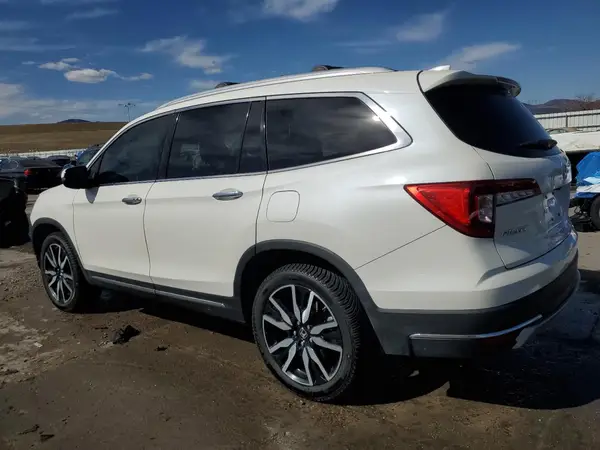 5FNYF6H95KB019011 2019 HONDA PILOT - Image 2