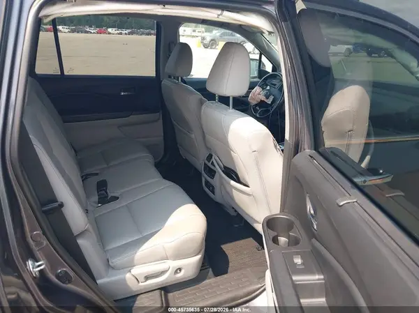 5FNYF6H95KB019512 2019 HONDA PILOT - Image 8