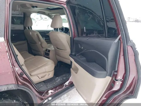 5FNYF6H95KB036374 2019 HONDA PILOT - Image 8